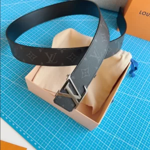 LV Initiales 35mm Reversible Belt