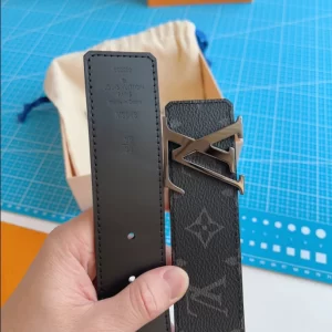 LV Initiales 35mm Reversible Belt