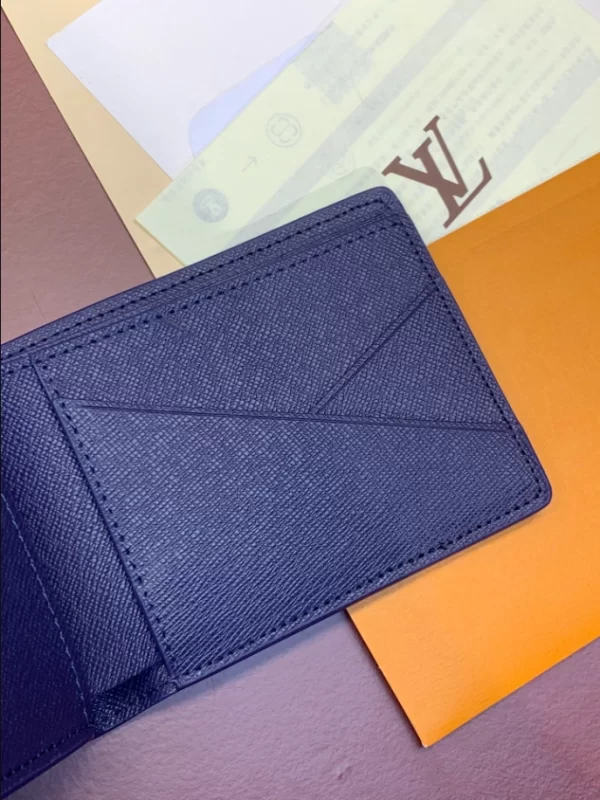 Louis Vuitton Multiple Wallet - WL04