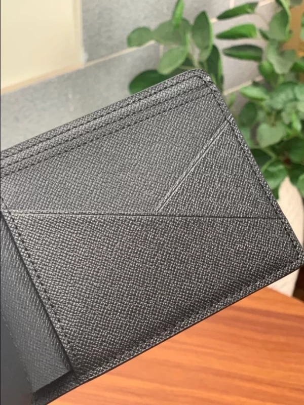 Louis Vuitton Multiple Wallet - WL20