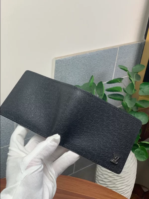 Louis Vuitton Multiple Wallet - WL20