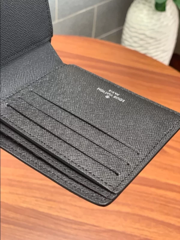 Louis Vuitton Multiple Wallet - WL20