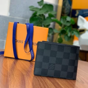 Louis Vuitton Slender Wallet - WL22