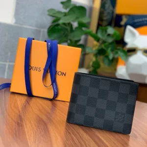 Louis Vuitton Slender Wallet - WL22