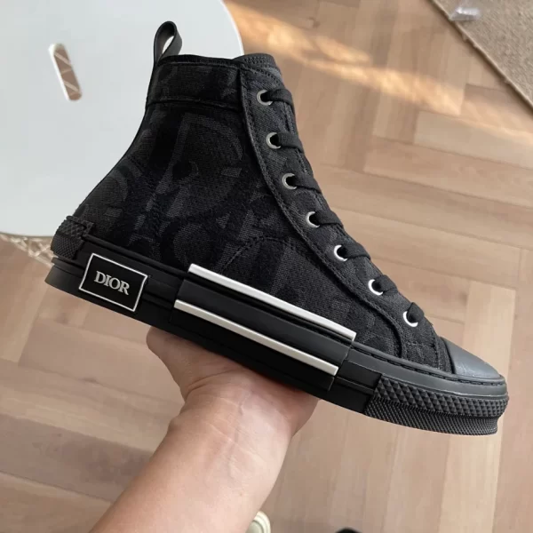 Dior B23 High-Top Sneaker - RDS02