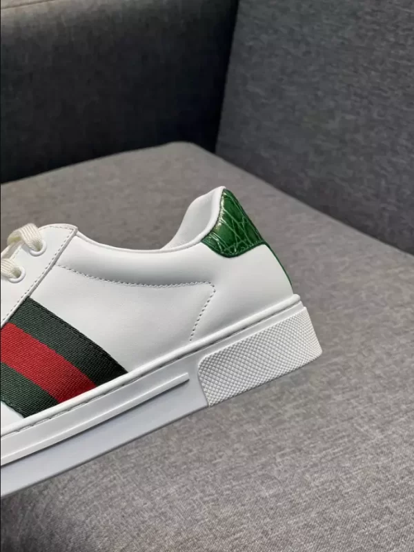 Gucci Ace Sneaker With Web - RGS04