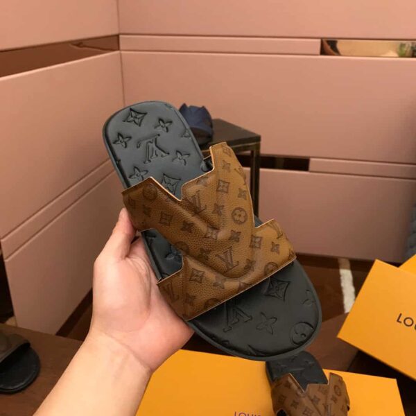 LV Oasis Mule