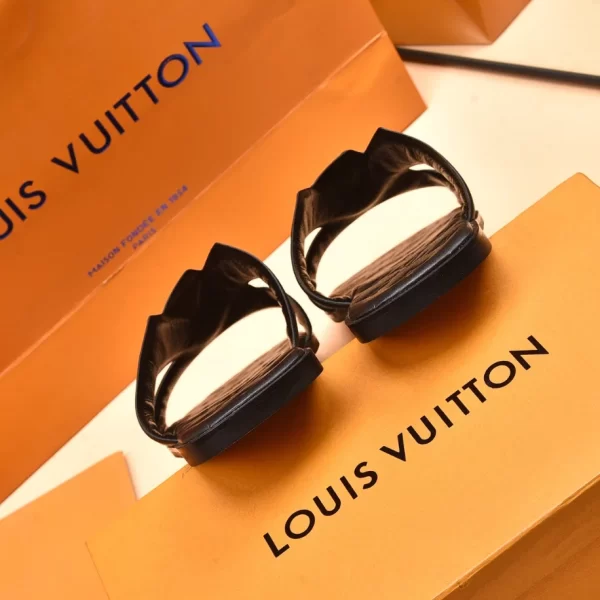 LV Oasis Mule - S03