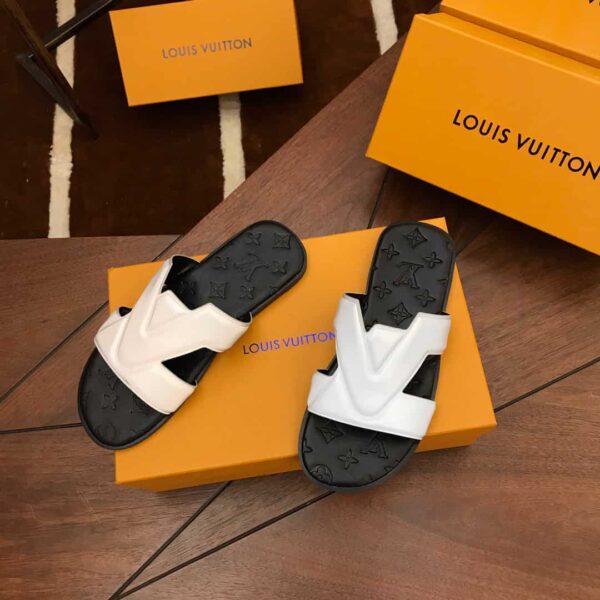 LV Oasis Mule