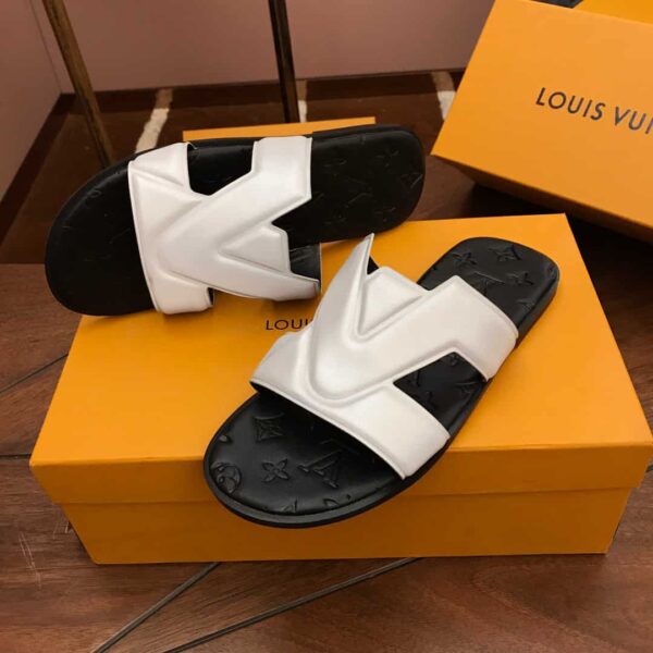 LV Oasis Mule