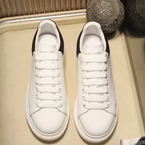 Alexander McQueen Oversized Sneaker - RAS03