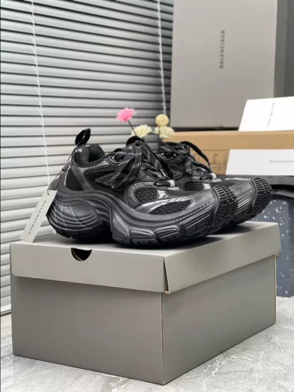 Balenciaga 10XL Sneaker - RBS05