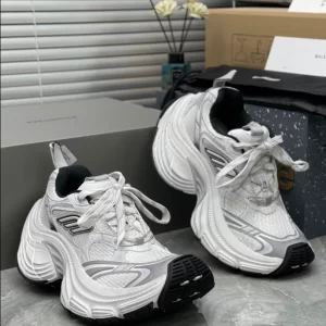 Balenciaga 10XL Sneaker - RBS06