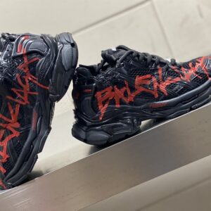 Balenciaga Runner Graffiti Sneaker - RBS11