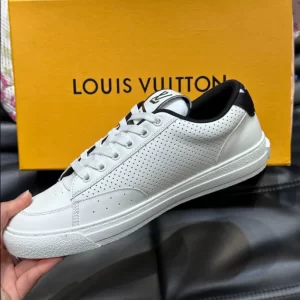 LV Charlie Sneaker - RLS58