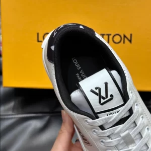 LV Charlie Sneaker - RLS58