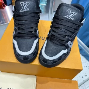 LV Trainer Sneaker - RLS49