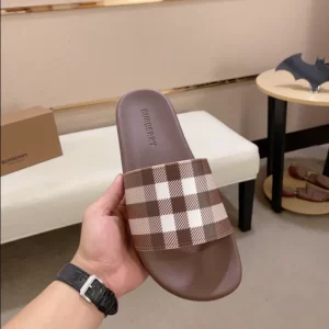 Burberry Check Slides - SB07