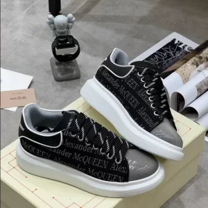 Alexander McQueen Oversized Sneaker - RAS63