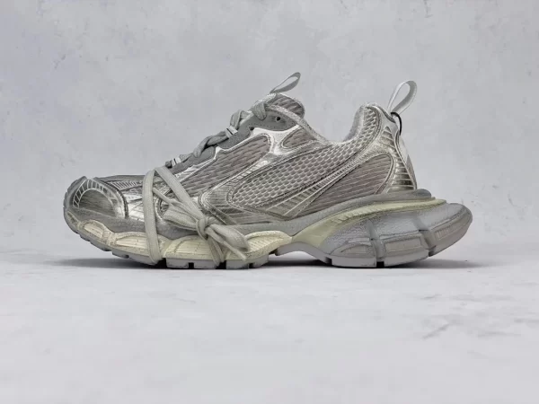 Balenciaga 3XL Sneaker - RBS28