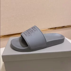 Balenciaga Pool Slide Sandals - BS12