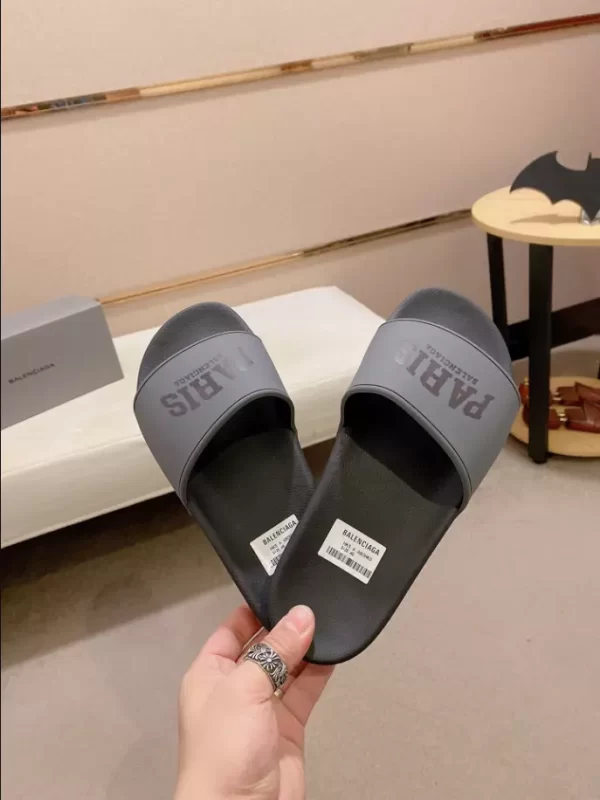 Balenciaga Pool Slide Sandals - BS04