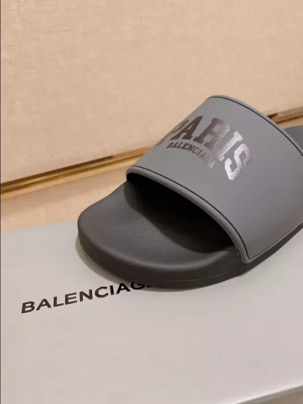 Balenciaga Pool Slide Sandals - BS04