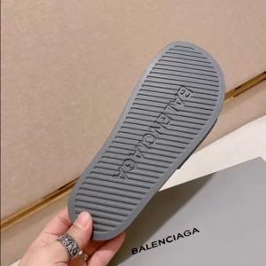 Balenciaga Pool Slide Sandals - BS12