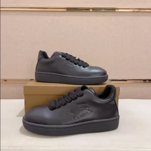 Burberry Leather Stock Sneakers - RBB01