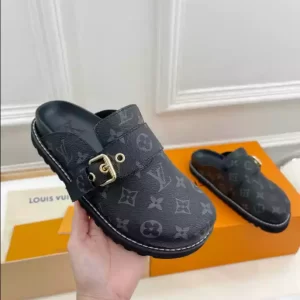 LV Cosy Flat Comfort Clogs - S34