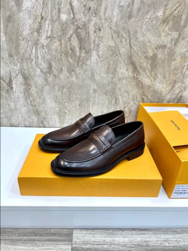 LV Flex Loafer - RL56