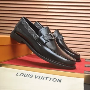 LV Major Loafer - RL61