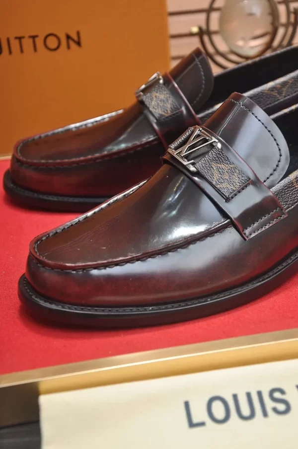 LV Flex Loafer - RL59