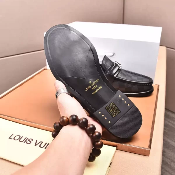 LV Major Loafer - RL65