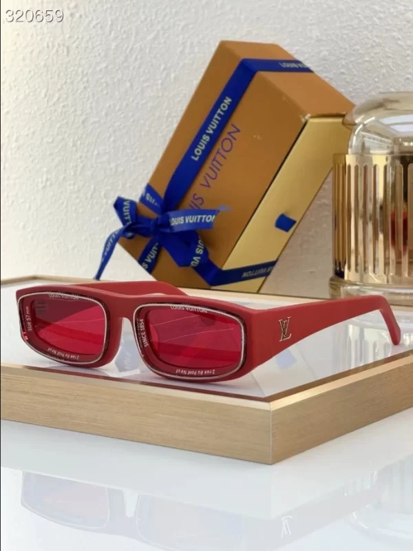 Louis Vuitton Sunglasses – LRS86