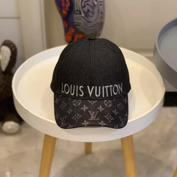 Louis vuitton LV Cap – RLC21