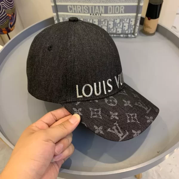 Louis vuitton LV Cap – RLC21