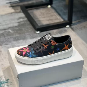 Versace Greca Sneakers - RVS15