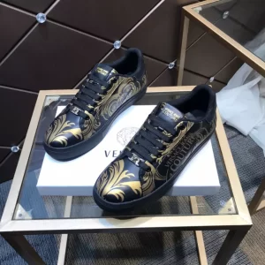 Versace Greca Sneakers - RVS15