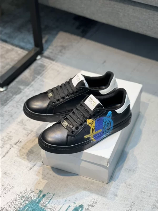 Versace Greca Sneakers - RVS03