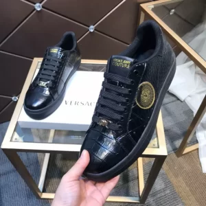 Versace Greca Sneakers - RVS18