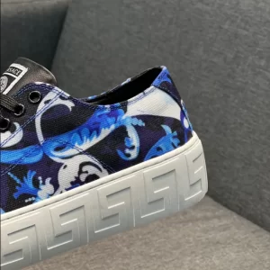 Versace Greca Sneakers - RVS01