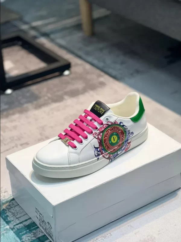 Versace Greca Sneakers - RVS11