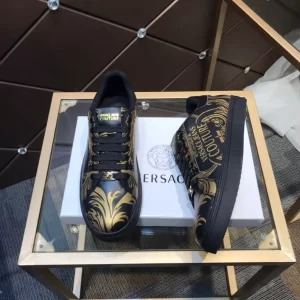 Versace Greca Sneakers - RVS15