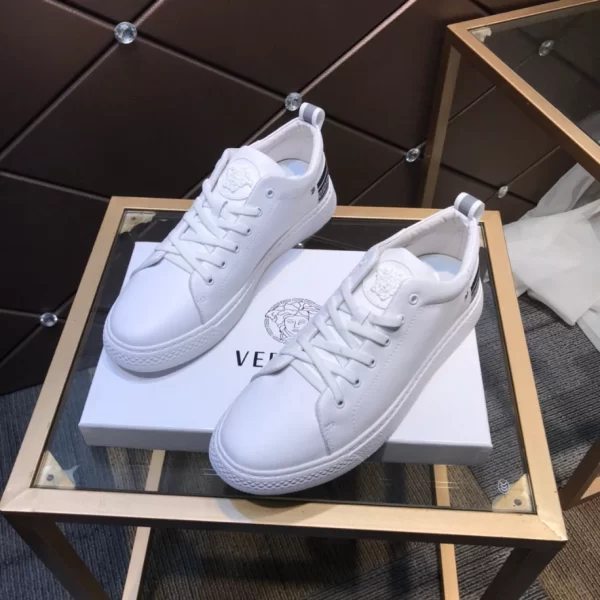 Versace Greca Sneakers - RVS21