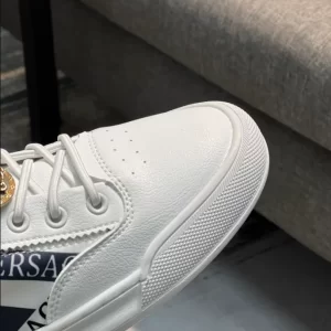 Versace Greca Sneakers - RVS07