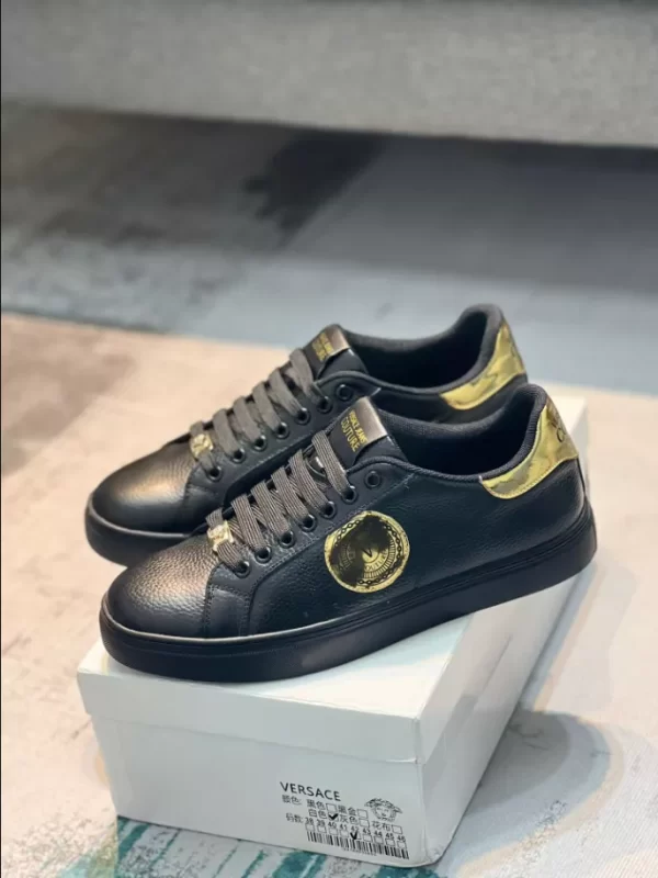 Versace Greca Sneakers - RVS13