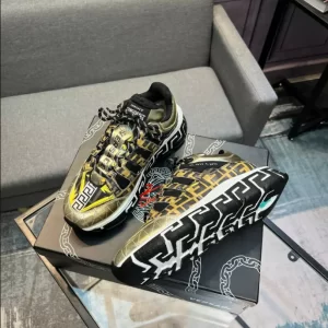 Versace Trigreca Sneakers - RVS38