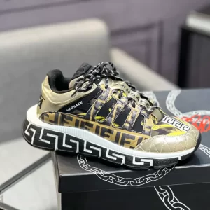 Versace Trigreca Sneakers - RVS38