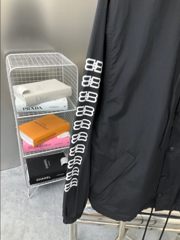 Balenciaga- Jacket